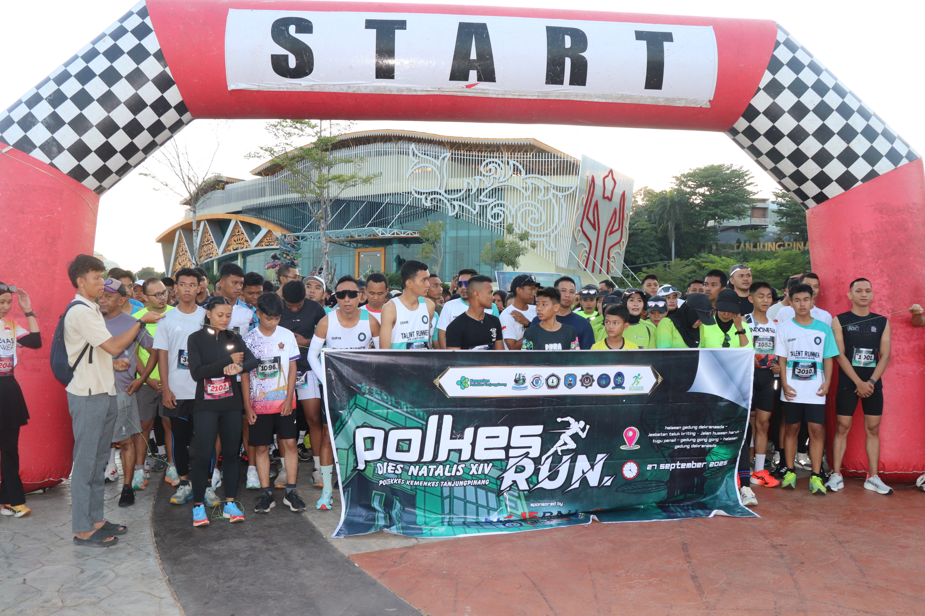 Fun Run dalam rangka Diesnatalis ke 14 Poltekkes Kemenkes Tanjungpinang