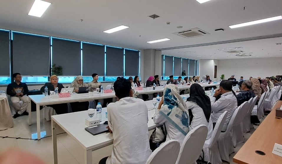 Direktur Poltekkes Kemenkes Tanjungpinang Ikuti Kunker Panja RUU Sisdiknas Komisi X DPR RI di Politeknik Batam